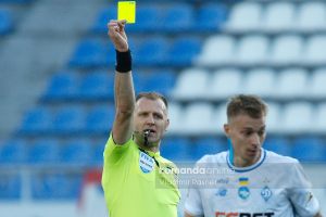 Dinamo_Karpaty19_26_04_04