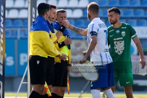 Dinamo_Karpaty01_26_10_11