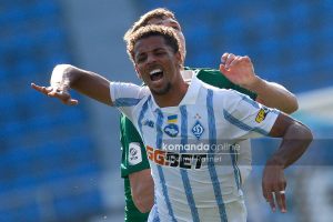 Dinamo_Karpaty10_26_10_11