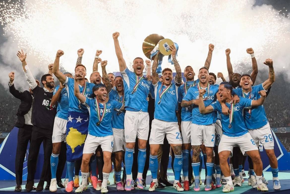 Лезгінка з Парижу в чемпіонській тарантелі в Неаполі!