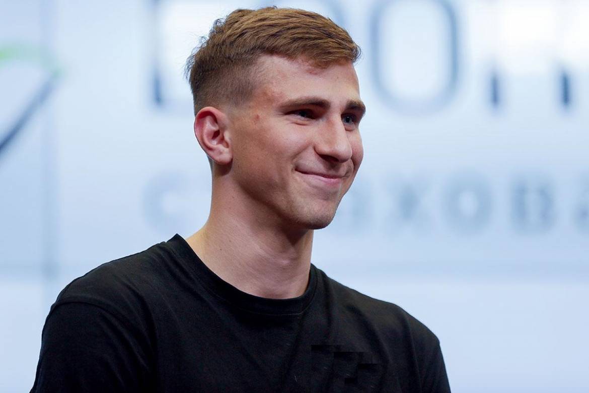 Забарний вже вдруге відмовився захищати кольори України
