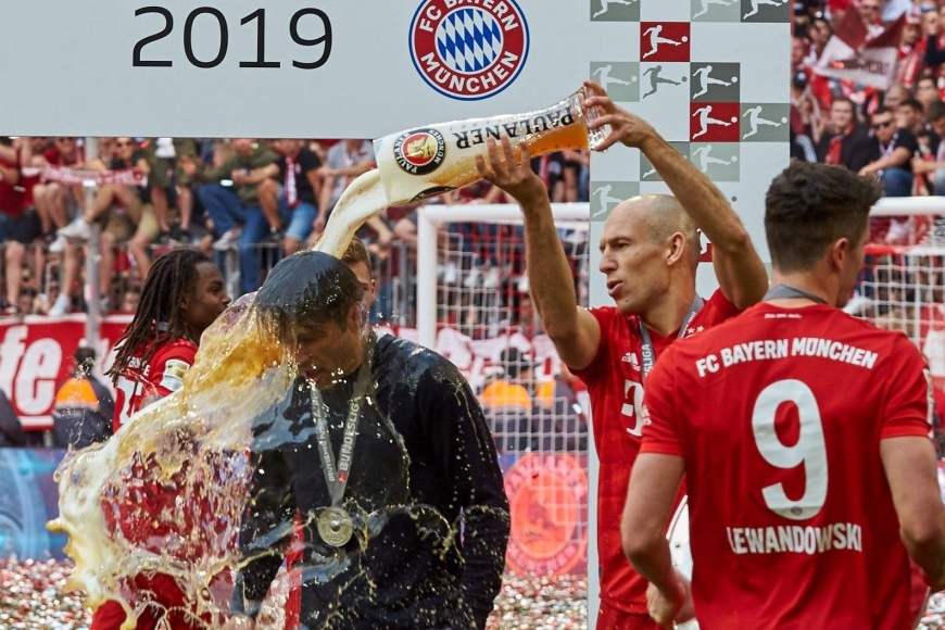 «Бавария» отпраздновала с фанами 29-й титул чемпиона Германии под Пауланер!