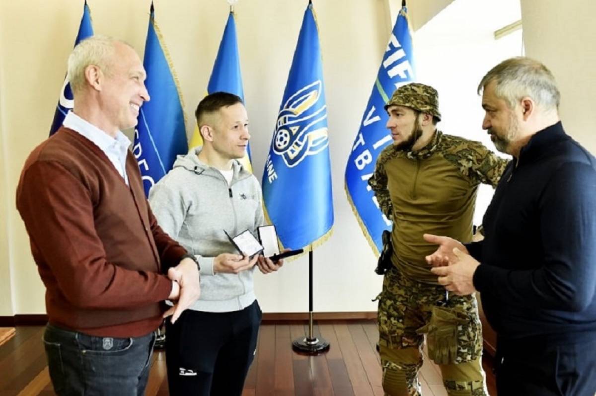 Головний тренер команди військових “Черкаські Козаки” отримав відзнаку УАФ