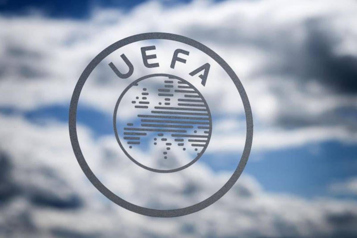 УЕФА разрешила проведение матчей под своей эгидой со зрителями (30%)
