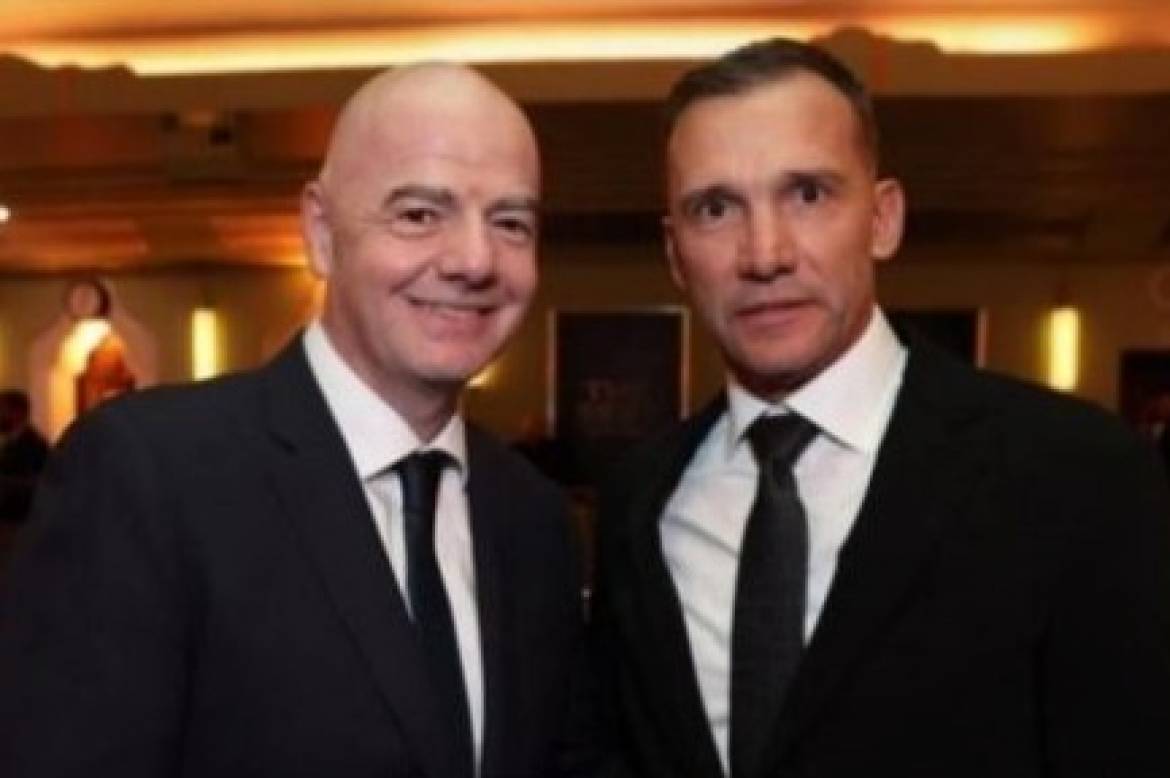 Президент ФІФА привітав нового керманича УАФ