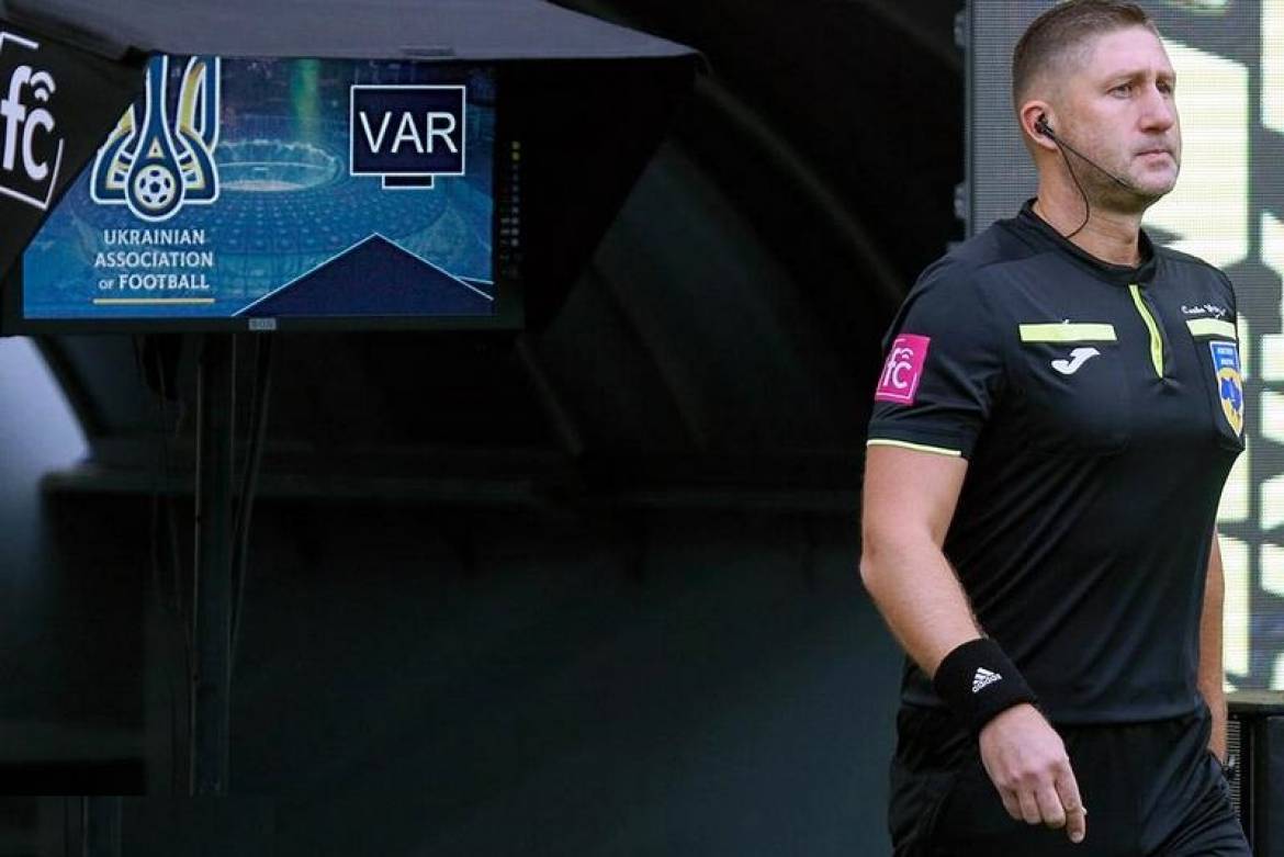 Скільки заробляють арбітри в УПЛ і ПФЛ