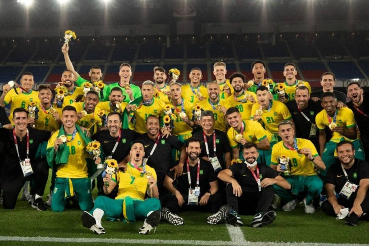 Сборная бразилии чемпионы сколько раз. Сборная Бразилии на Олимпиаде 2014 футбол. Олимпийская сборная Бразилии по футболу года.