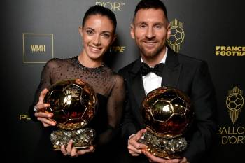 “Золоті м'ячі” від France Football для найкращих у світі!