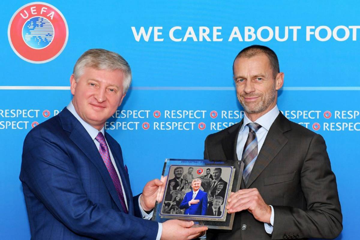 Владелец «Шахтера» получил специальную награду от президента УЕФА