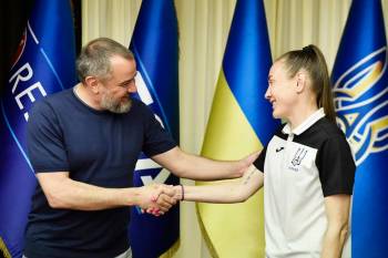 Футбольну арбітриню Ірину Петрову рашисти запровадили до в'язниці. Її евакуювала УАФ