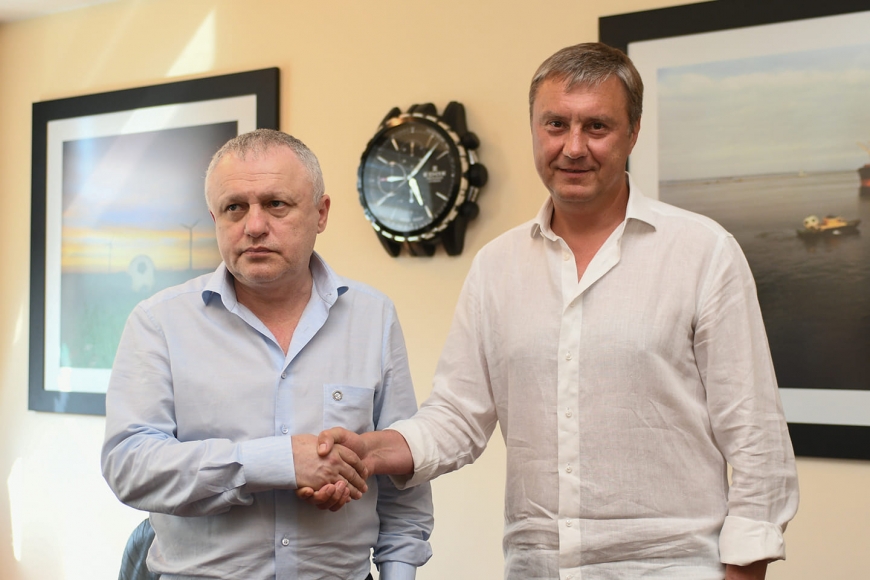 ФК «Динамо» (Киев) подписал с Александром Хацкевичем новый контракт до 2021 года