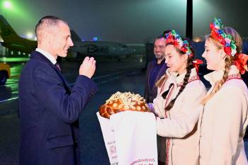 Президент УЕФА прилетел в Киев