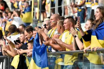 Вадим Костюченко: “Збірна України прийме П.Македонію у Празі. Матч відвідають родини вболівальників, що загинули, захищаючи Україну”