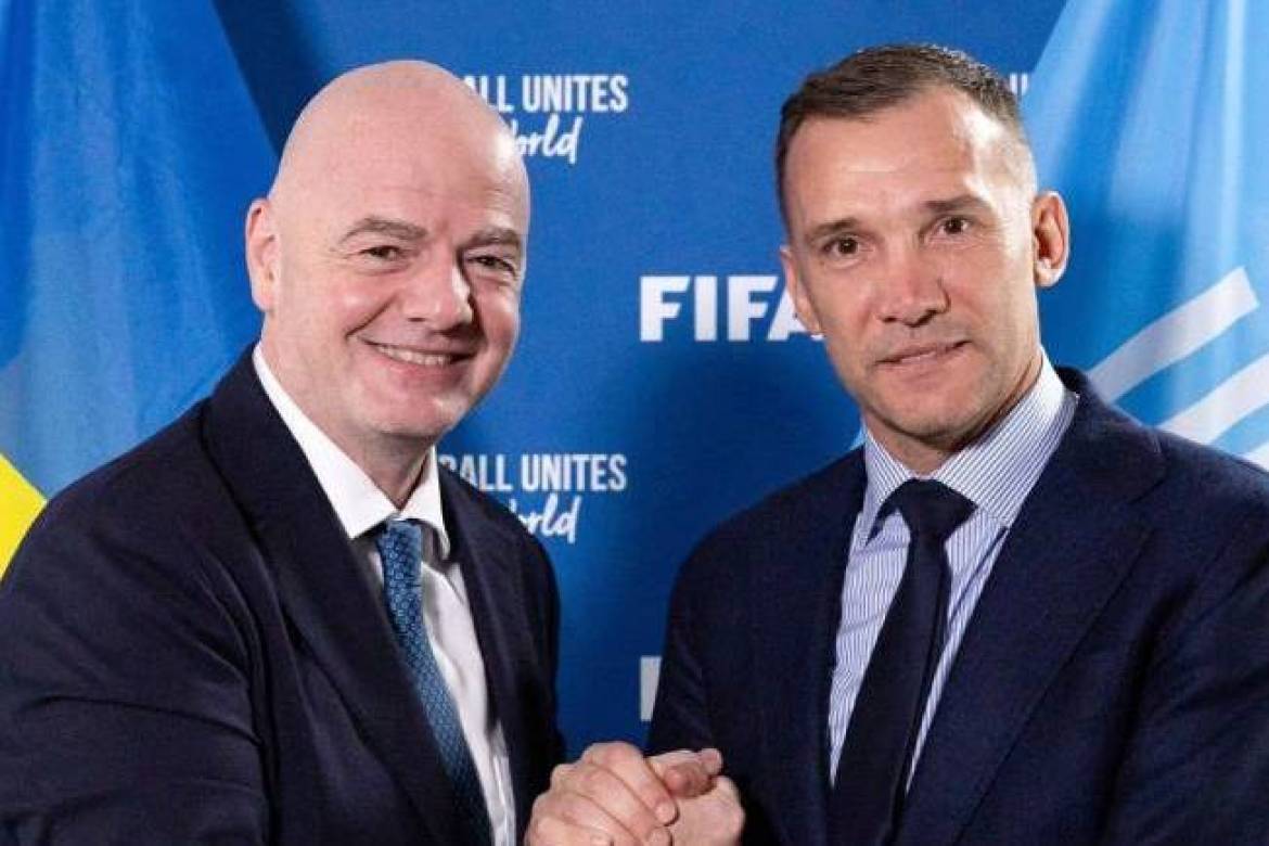 Президент УАФ зустрівся в Парижі з очільниками ФІФА та УЄФА