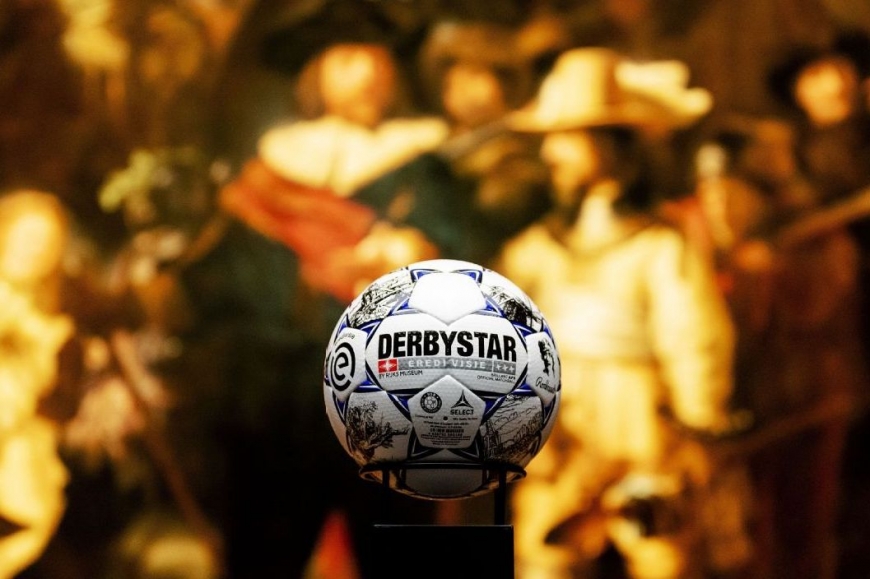 В новом сезоне в чемпионате Голландии будут играть мячом «Рембрандт» от Derbystar/Select (ВИДЕО)