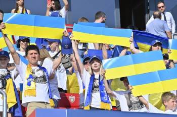 “Трибуна героїв” підтримає “синьо-жовтих” у грі Україна — П.Македонія