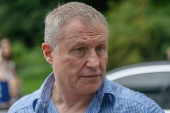 Григорій Суркіс зайняв мовчазну позицію стосовно агресії Росії проти України